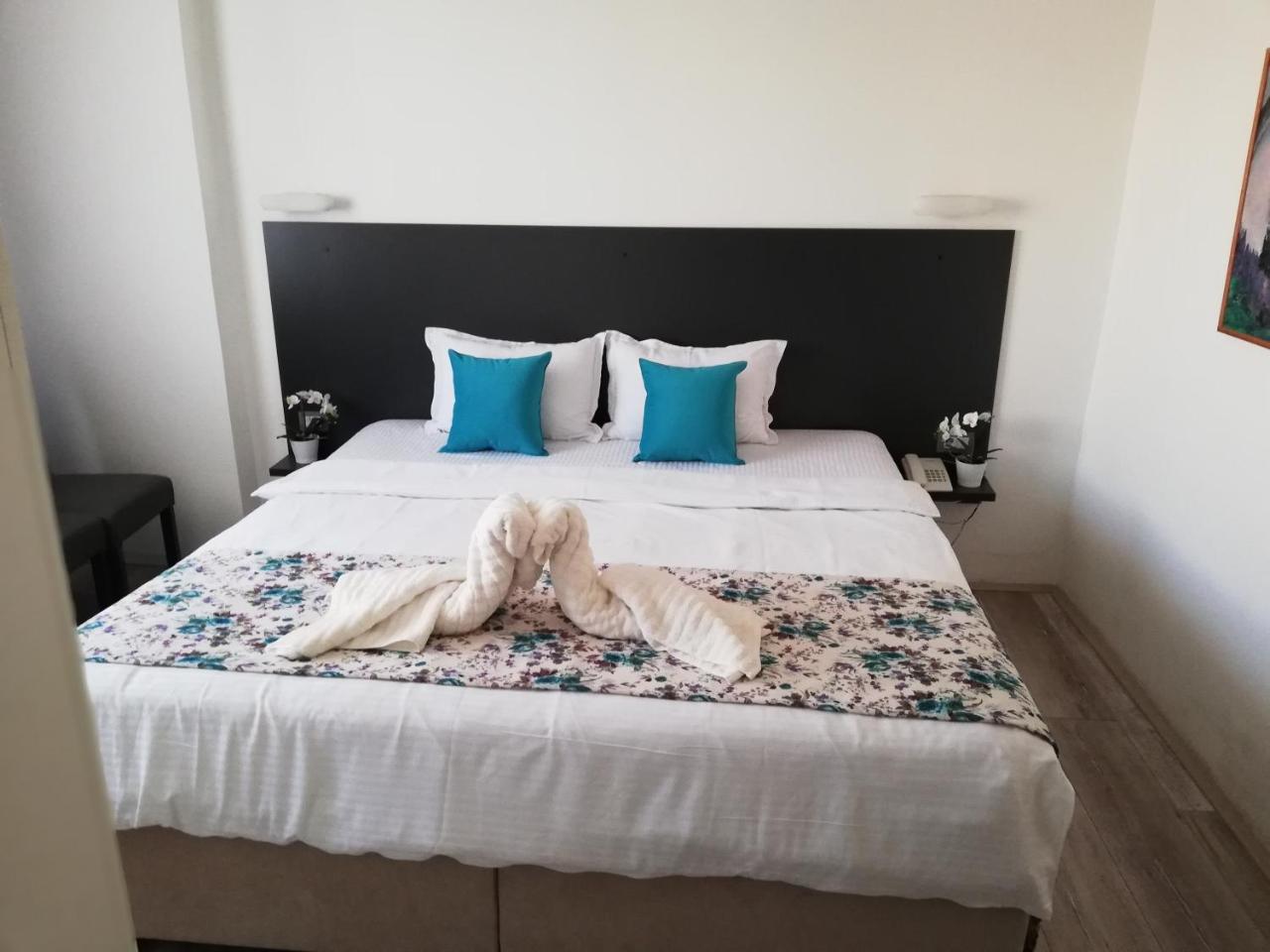 Atlas City Center Hotel Прилеп Экстерьер фото