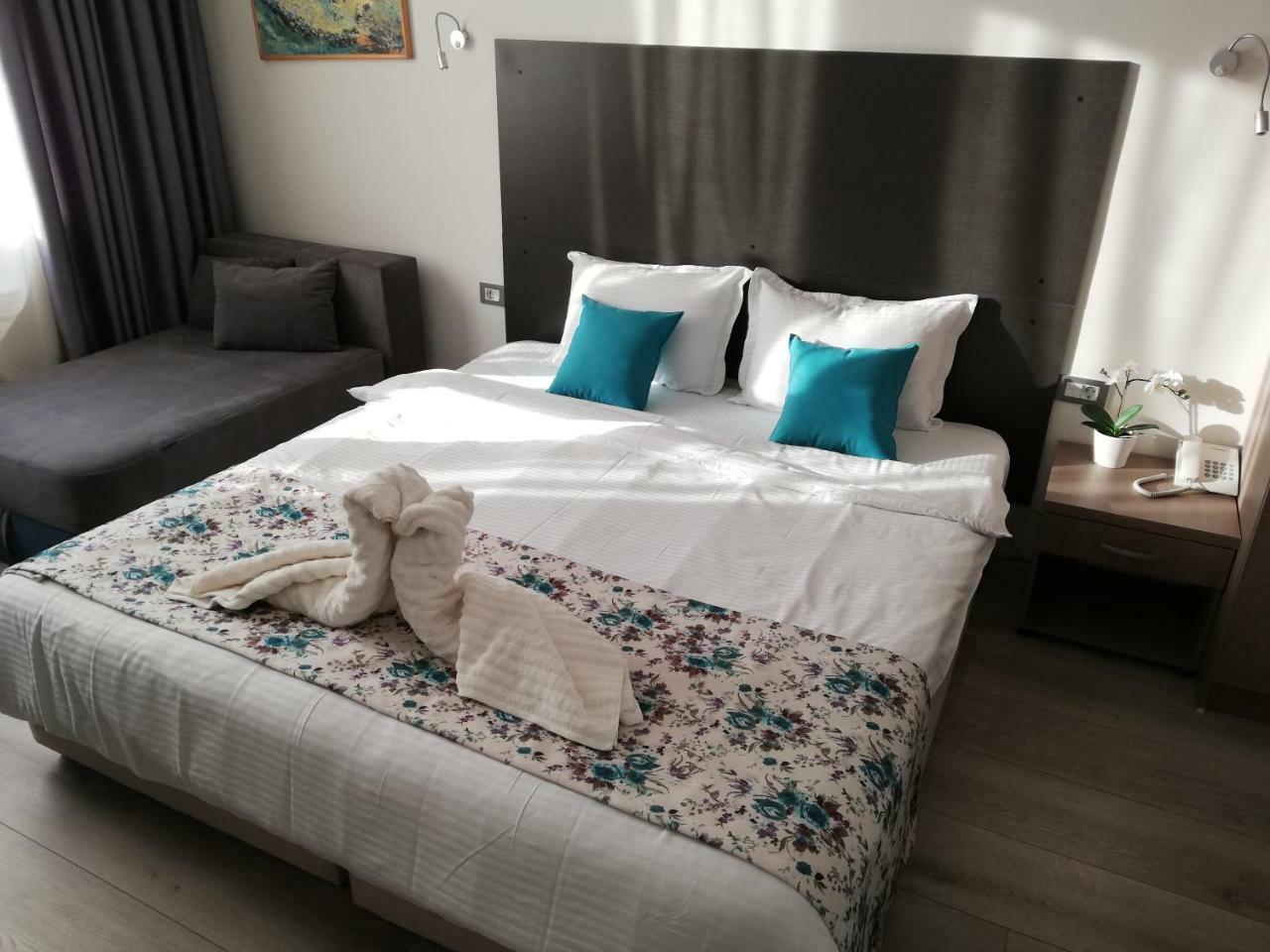 Atlas City Center Hotel Прилеп Экстерьер фото